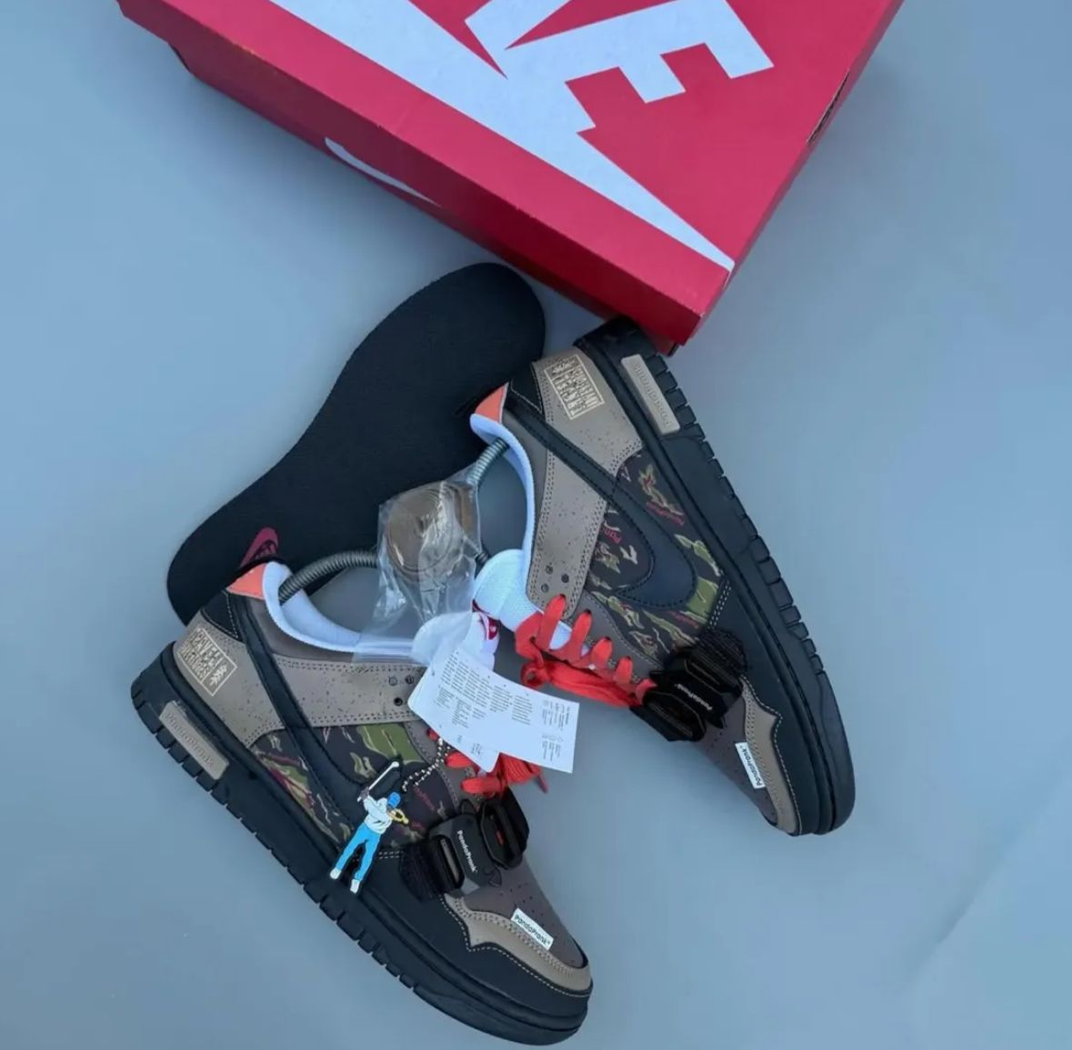 NIKE DUNK PANDAPRANK BUCKLE 🖤