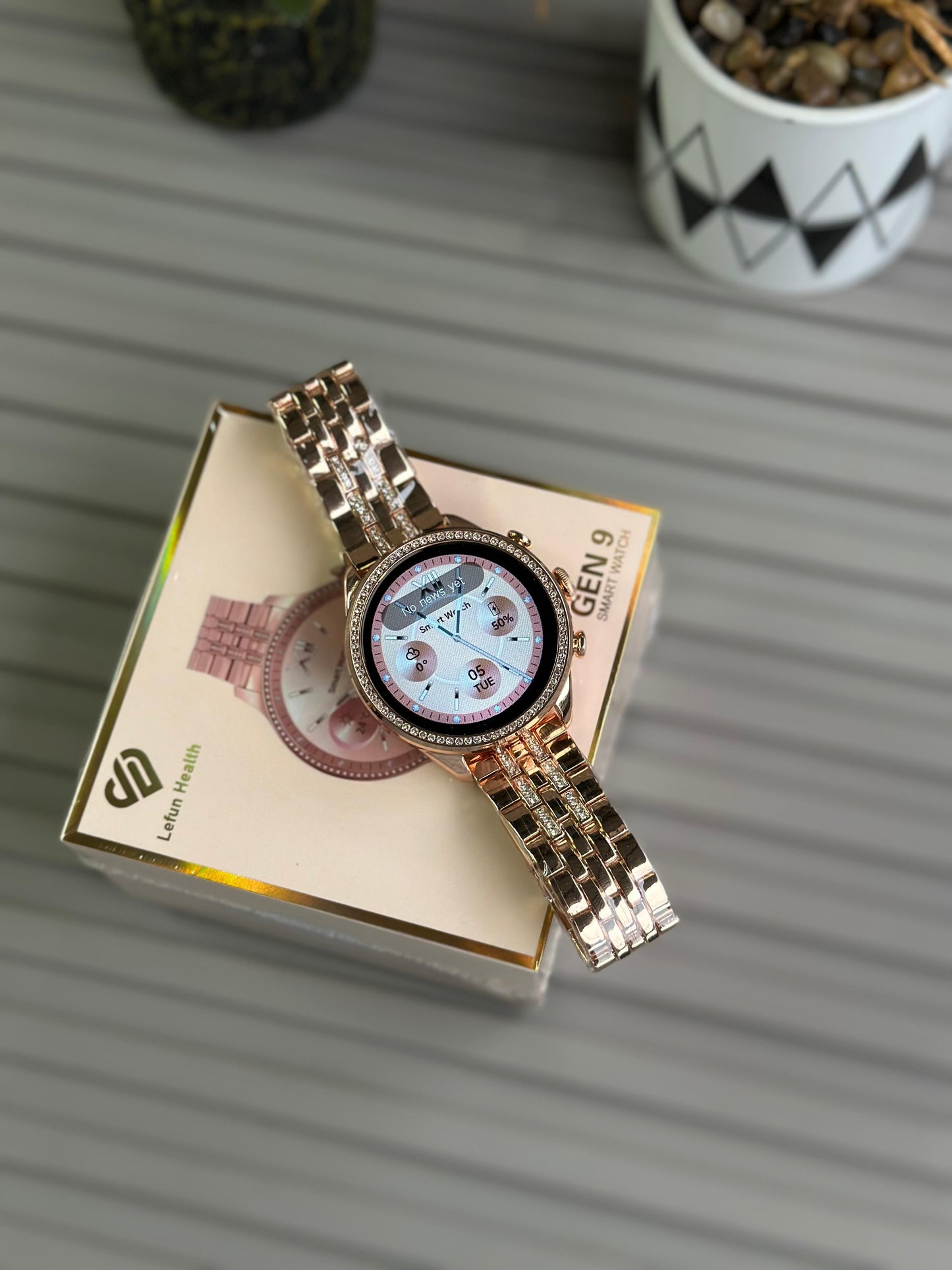 FOSSIL GEN 9 Diamond Strap Edition With Wireless Charging