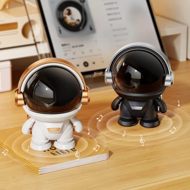 Astronaut Galaxy Speaker